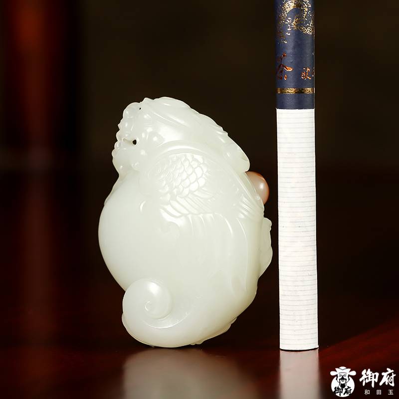 新疆和田玉白玉籽玉掛件 魚化龍 55.7克 圖片3