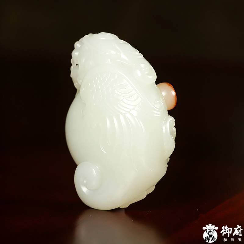 新疆和田玉白玉籽玉掛件 魚化龍 55.7克 圖片5