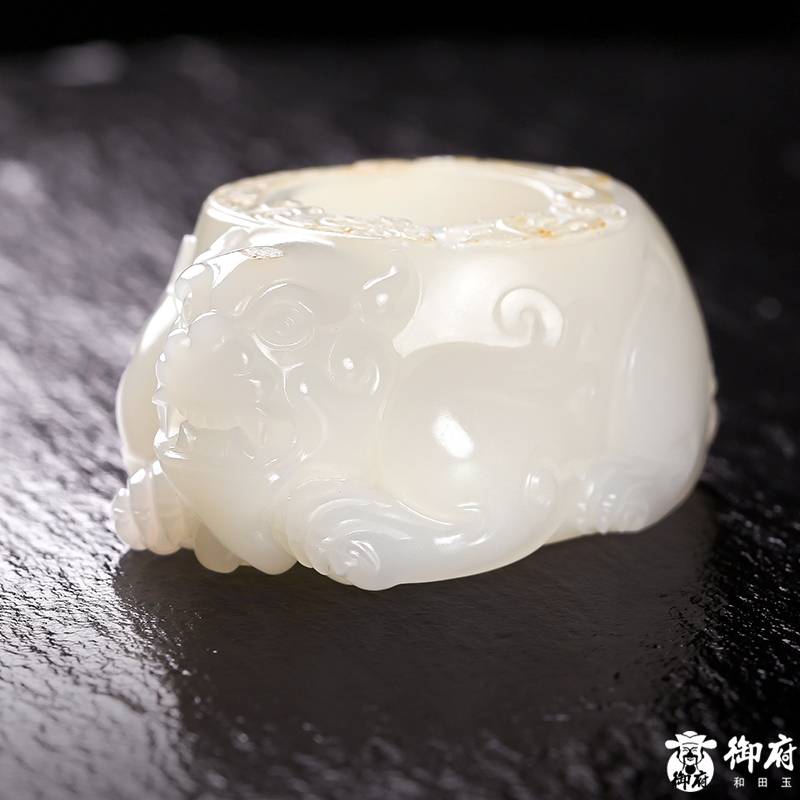 新疆和田籽料羊脂白玉 貔貅扳指把件 75.4克 图片6