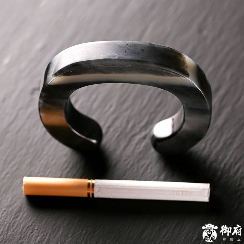 新疆和田玉原毛孔皮青花籽玉 開(kāi)口鐲 51.5mm 85克 圖片10