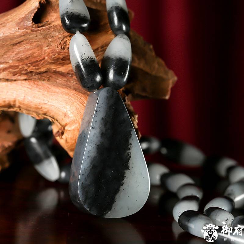 新疆和田玉青花籽玉鏈條吊墜 58.3克 圖片5