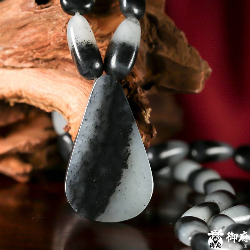 新疆和田玉青花籽玉鏈條吊墜 58.3克 圖片6