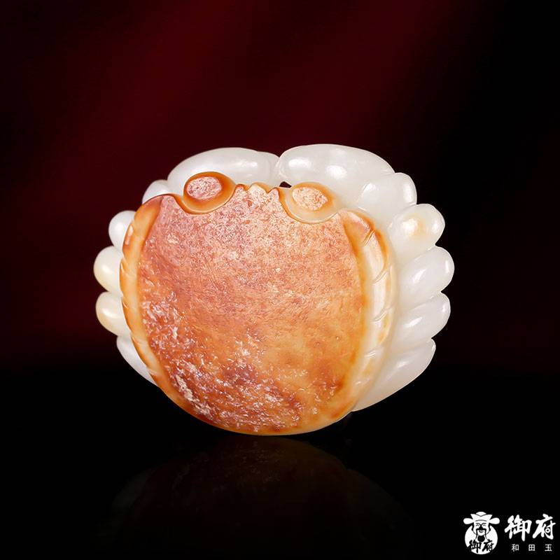 新疆和田玉棗紅皮白玉籽玉掛件 大鉗在握 20克 圖片2