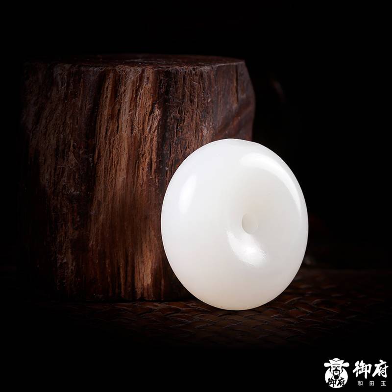 新疆和田玉原毛孔皮羊脂白玉籽玉掛件 平安扣 25克 圖片4