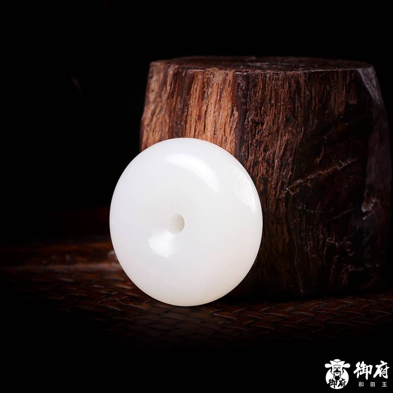 新疆和田玉原毛孔皮羊脂白玉籽玉掛件 平安扣 25克 圖片5