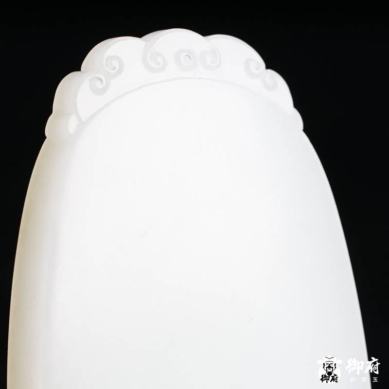 新疆和田玉洒金皮白玉籽玉 无事牌  27克 图片5