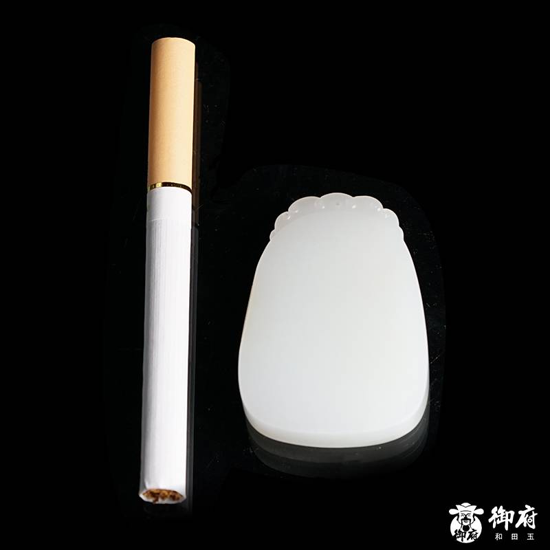 新疆和田玉洒金皮白玉籽玉 无事牌  27克 图片10