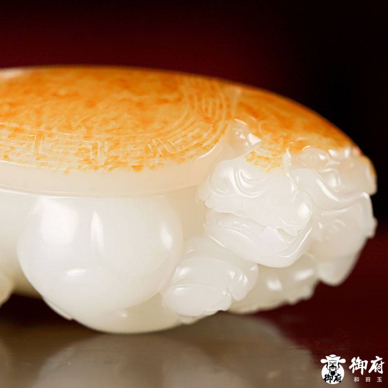 新疆和田玉灑金皮白玉籽玉把件 龍龜 93.8克 圖片4