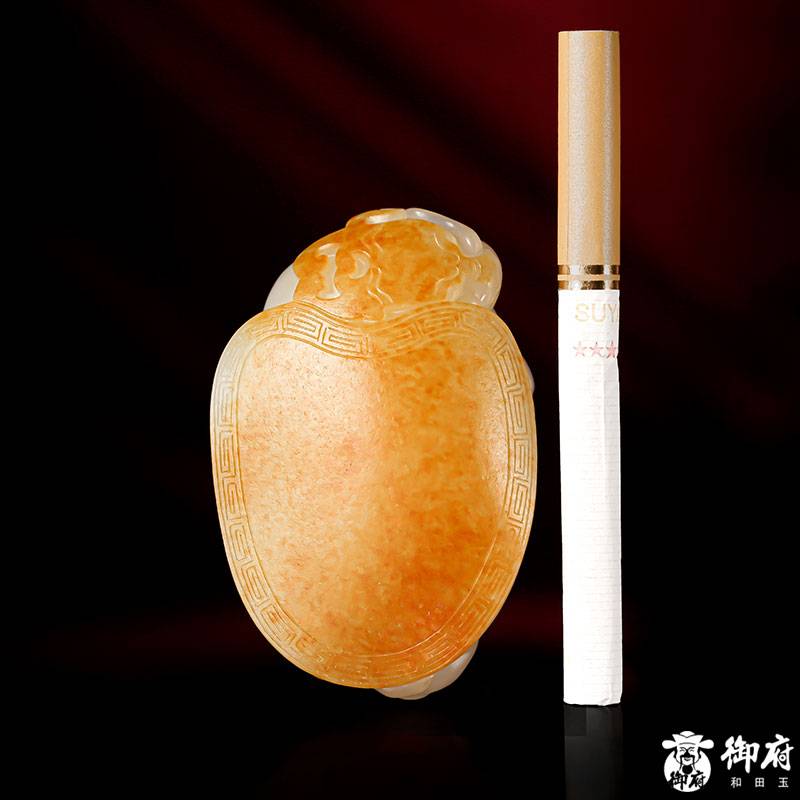 新疆和田玉灑金皮白玉籽玉把件 龍龜 93.8克