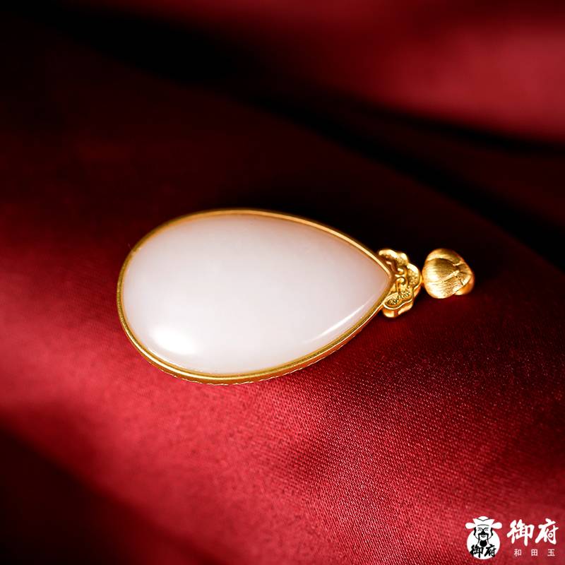 新疆和田籽料羊脂白玉 18k金鑲嵌心形吊墜15.1克 圖片4