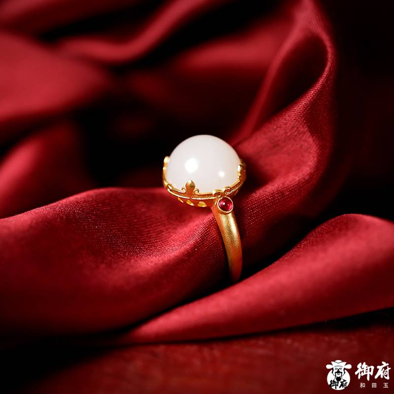 新疆和田白玉籽料18k鑲嵌戒指 5克 圖片2