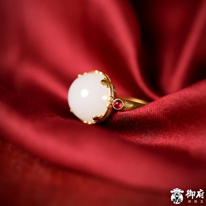 新疆和田白玉籽料18k鑲嵌戒指 5克 圖片3