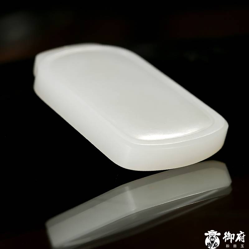 新疆和田白玉籽料 平安牌 34.2克 圖片8