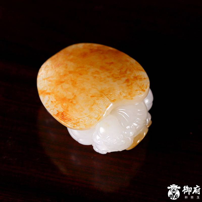 新疆和田玉灑金皮白玉籽玉把件 龍龜 36克 圖片3