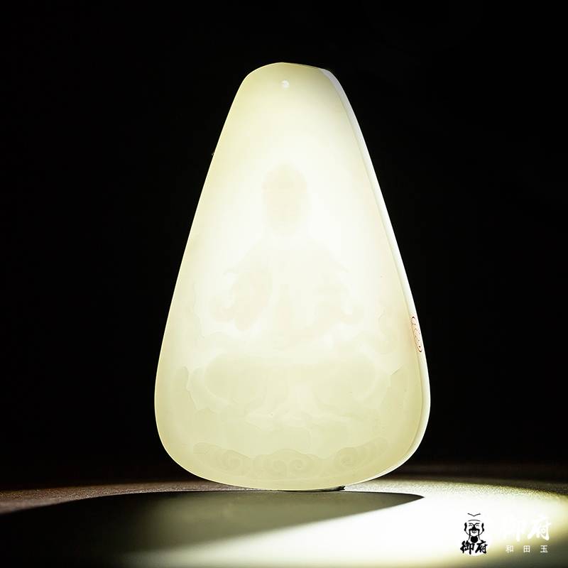 新疆和田玉羊脂白黃皮白玉籽玉牌子 持瓶觀音 51克 圖片7