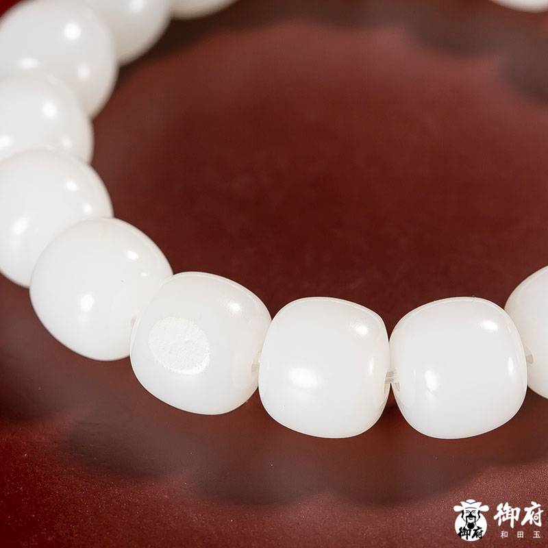 新疆和田玉羊脂白玉籽玉桶珠手鏈 圖片8