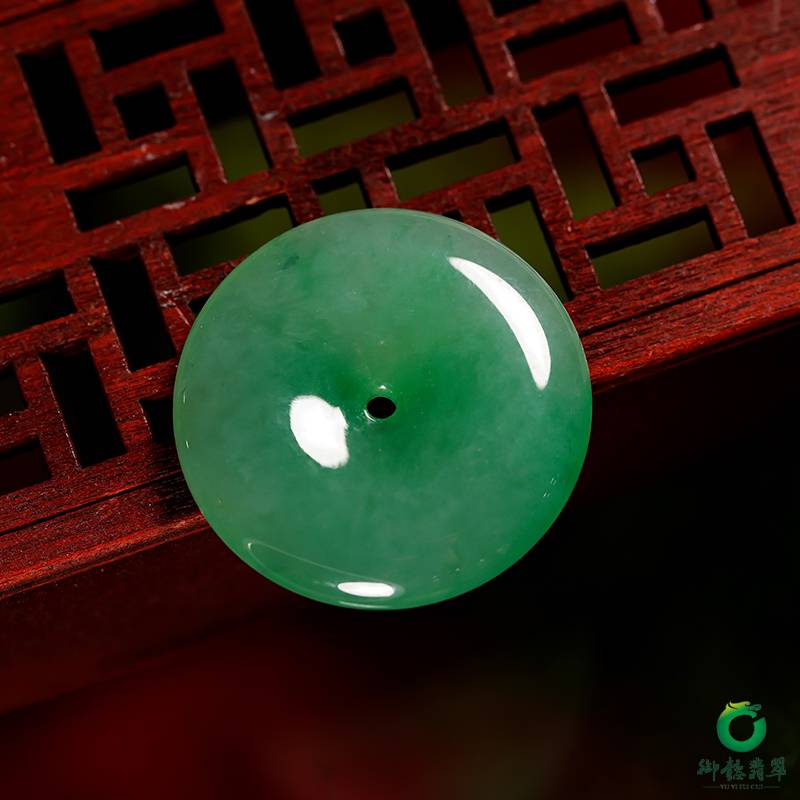 緬甸翡翠A貨冰種陽綠掛件 平安扣 10克 圖片4