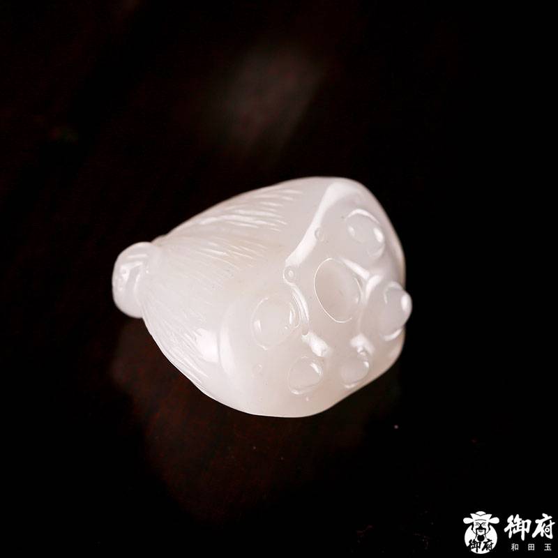 新疆和田玉紅皮白玉籽玉掛件 多子多福 10.8克 圖片3