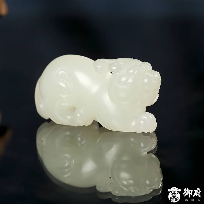 新疆和田玉原毛孔白玉籽玉掛件 貔貅 28.3克 圖片6