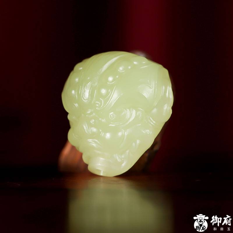 新疆和田玉黃玉掛件 守護(hù) 9.2克 圖片3