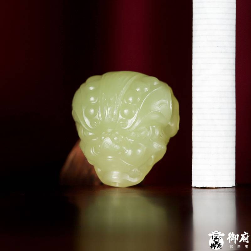 新疆和田玉黃玉掛件 守護(hù) 9.2克 圖片9