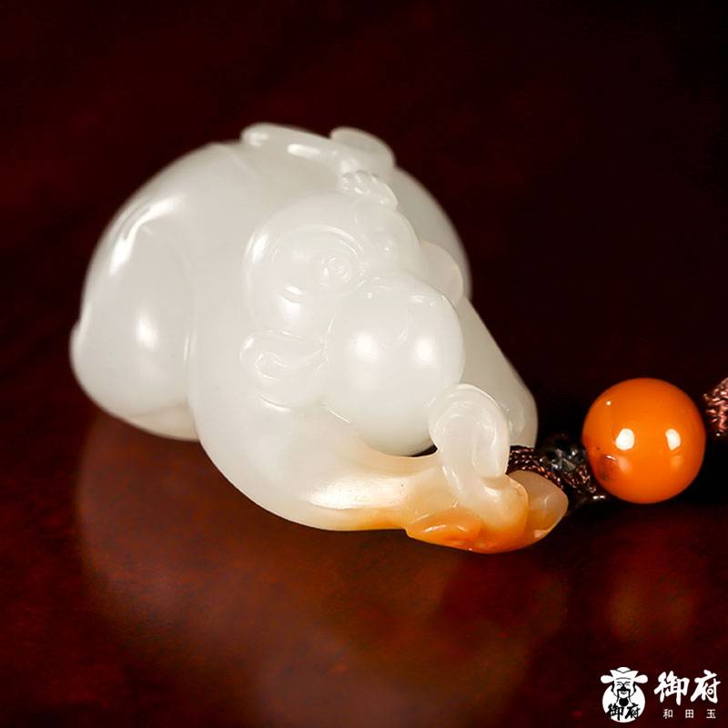 新疆和田黃皮白玉籽玉掛件 靈猴獻寶 15.5克 圖片5