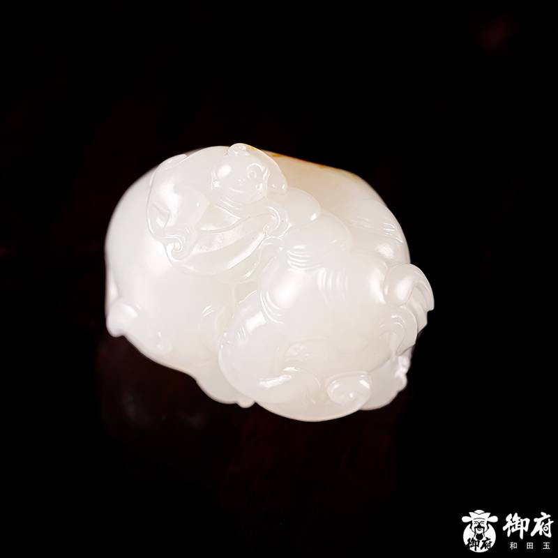 新疆和田玉灑金皮白玉籽料掛件 封侯拜相 16.7克 圖片6