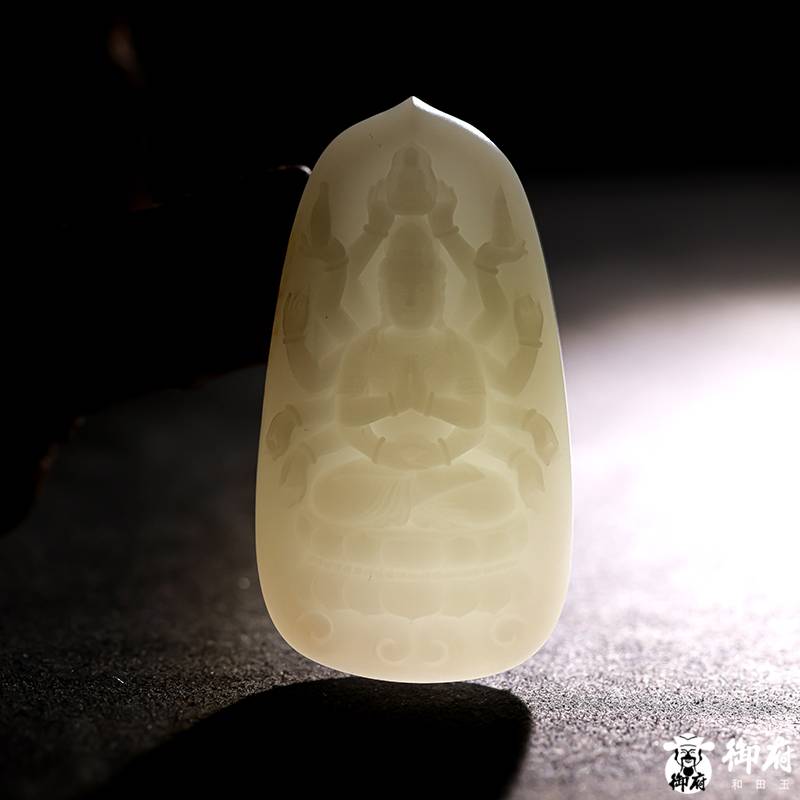 新疆和田玉羊脂白玉籽玉 千手觀音66.2克 圖片9
