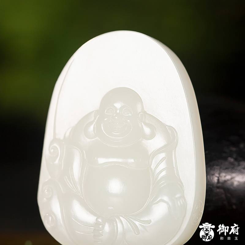 新疆和田玉白玉籽玉掛件 彌勒笑佛 25.3克 圖片3