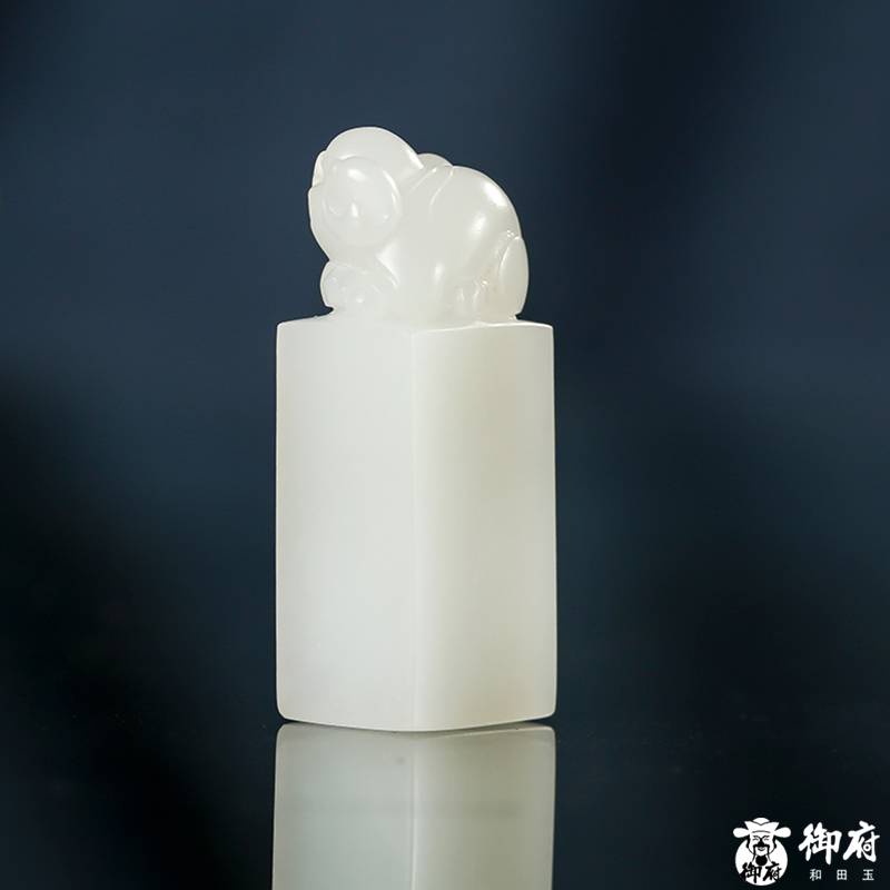 新疆和田玉白玉籽玉 福豬印章 10克 圖片4