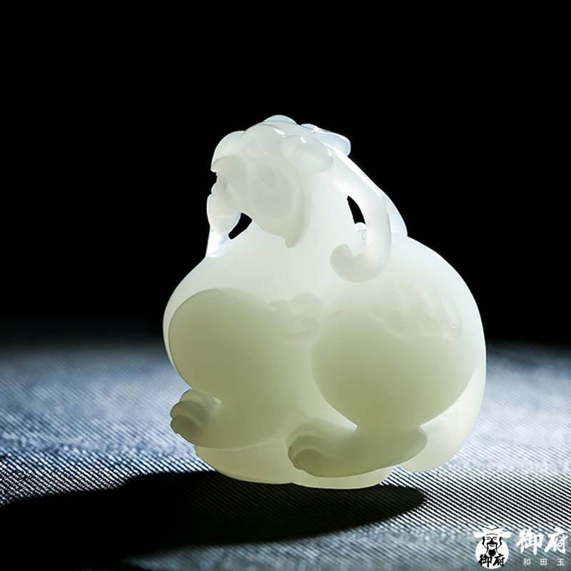 新疆和田玉白玉籽玉掛件 貔貅 16.8克 圖片3