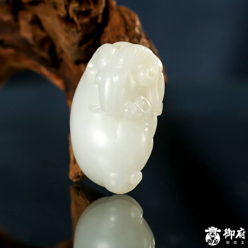 新疆和田玉黃皮白玉籽玉掛件 樣樣如意 23.4克 圖片4