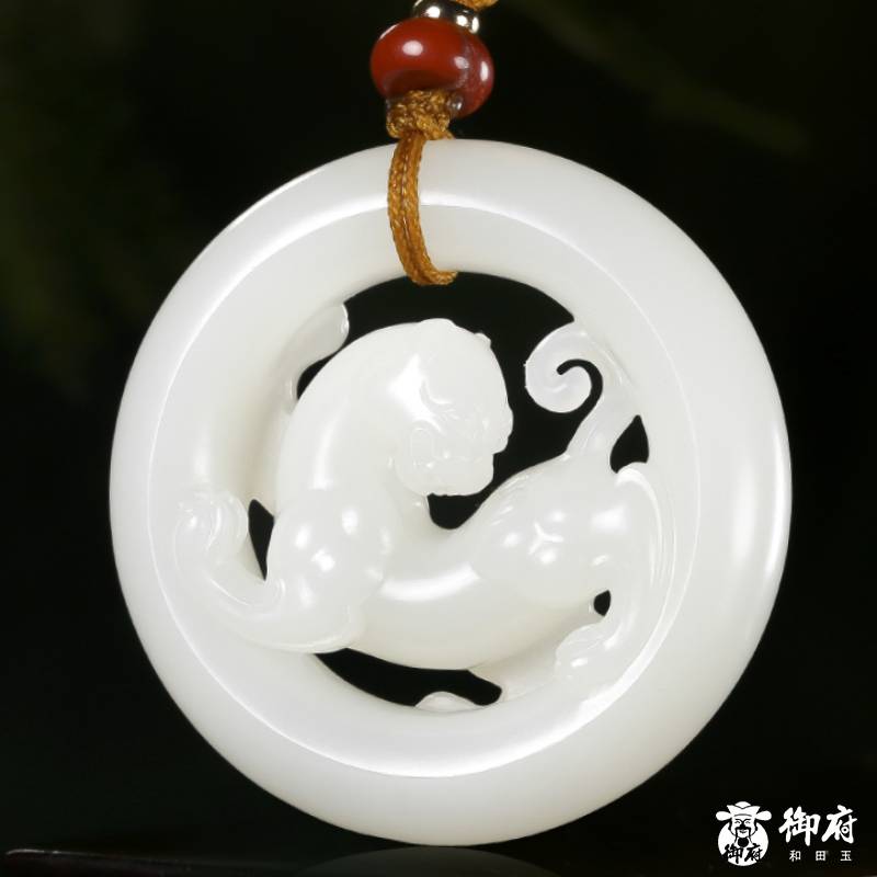 新疆和田玉白子籽玉挂件 虎环 46g
