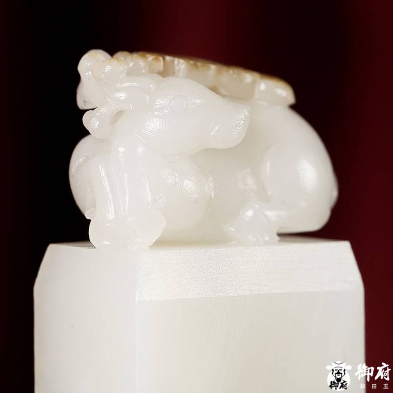 新疆和田玉秋梨皮白玉籽玉 一路如意印鈕 63克 圖片4