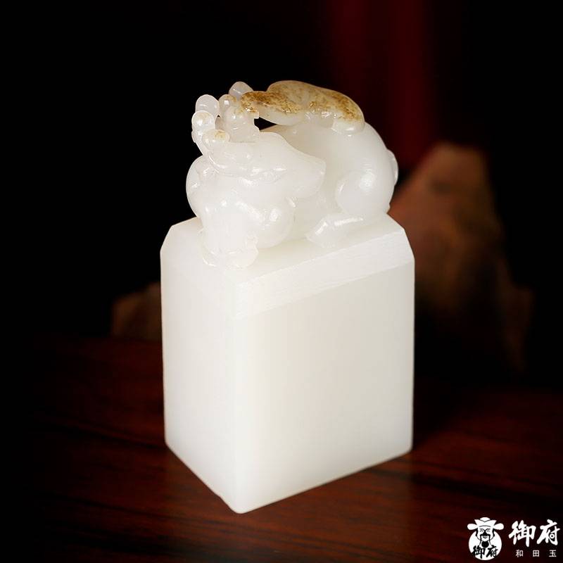 新疆和田玉秋梨皮白玉籽玉 一路如意印鈕 63克 圖片7