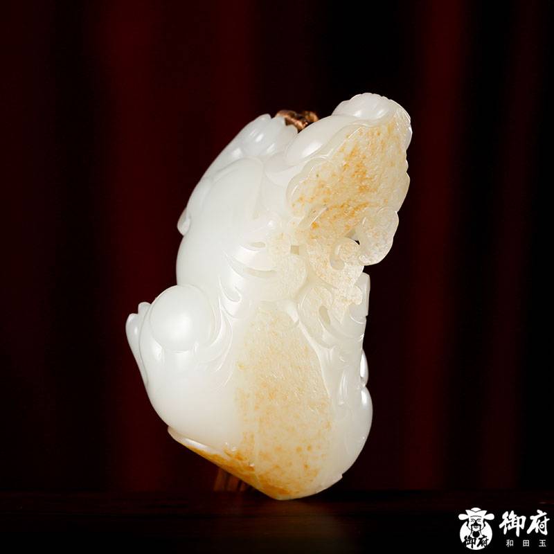 新疆和田原毛孔皮黃皮白玉籽玉把件 貔貅 92克 圖片7