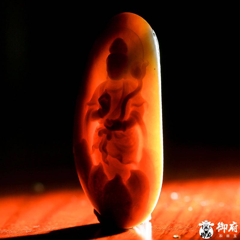 新疆和田玉黃沁籽玉玉牌 御龍觀音 24.5克 圖片10