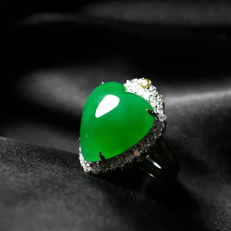 緬甸翡翠18k金鉆鑲冰種滿綠戒指吊墜兩用款 18.3克 內(nèi)徑17mm 圖片4