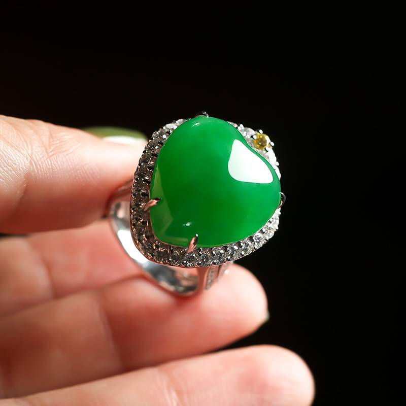 緬甸翡翠18k金鉆鑲冰種滿綠戒指吊墜兩用款 18.3克 內(nèi)徑17mm