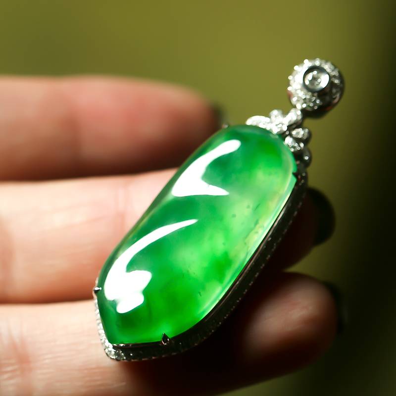 緬甸翡翠18k鉆鑲福豆吊墜 17克 圖片5