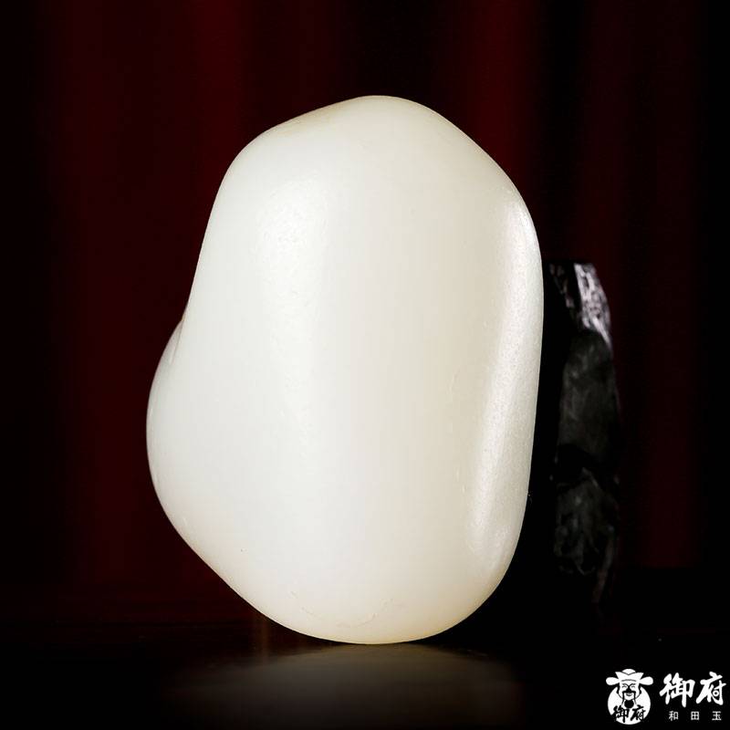 新疆和田玉原毛孔皮黄皮白玉籽玉原石 131克 图片8