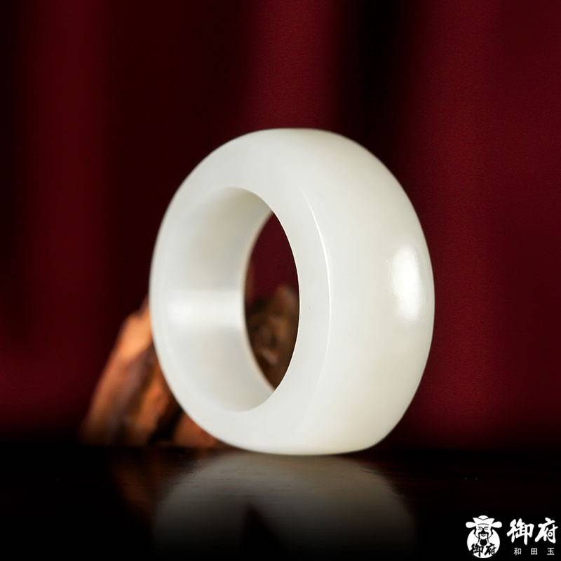 新疆和田玉白玉籽玉扳指 8.3克 圖片2