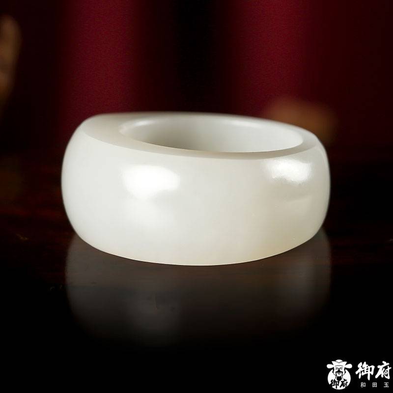 新疆和田玉白玉籽玉扳指 8.3克 圖片6