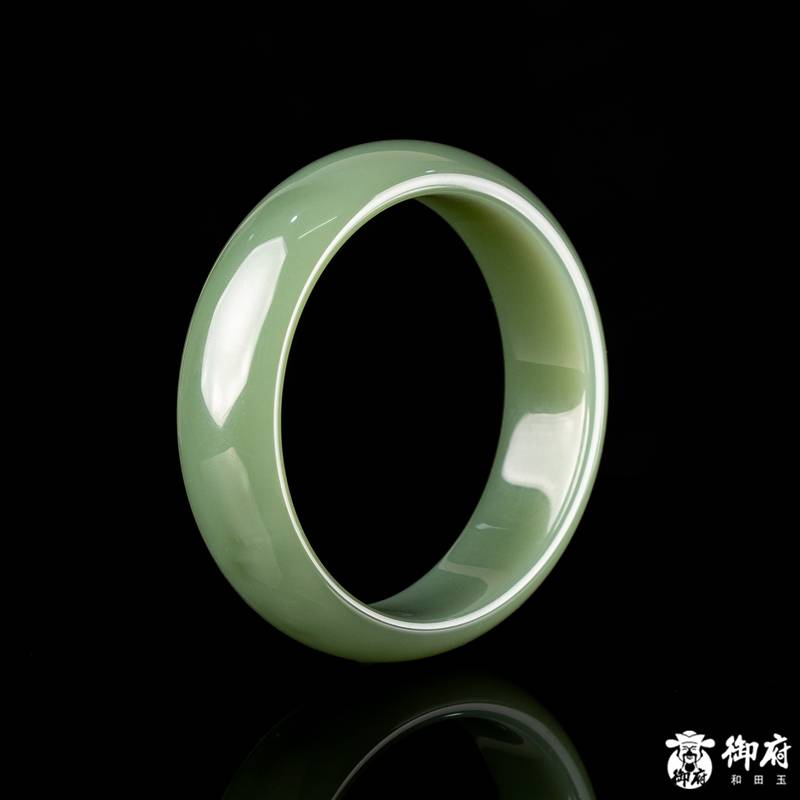 新疆和田玉青玉籽玉 手镯 69.8克 内径58.8mm