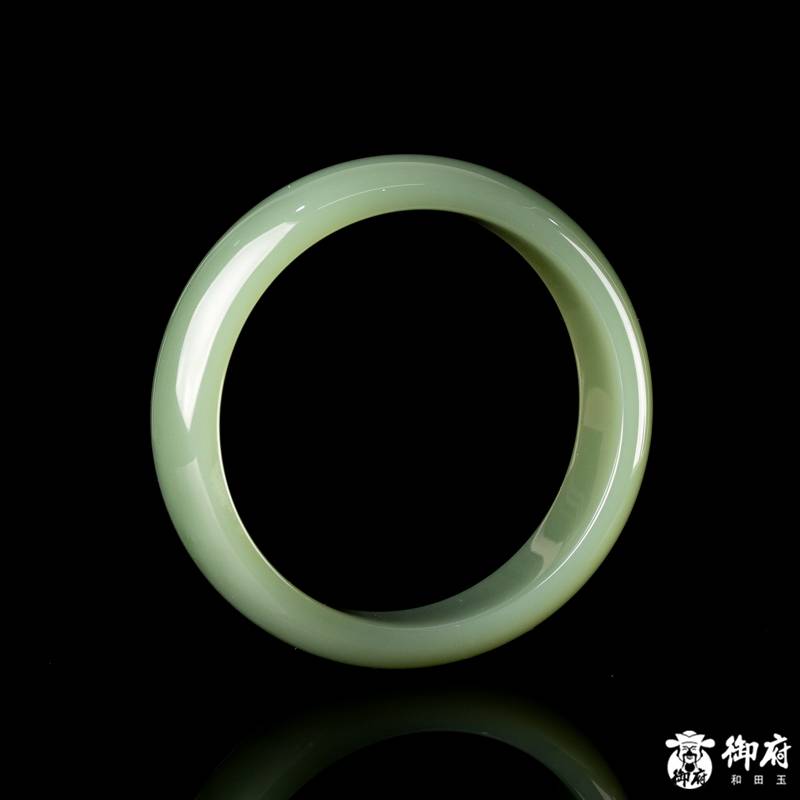 新疆和田玉青玉籽玉 手镯 69.8克 内径58.8mm