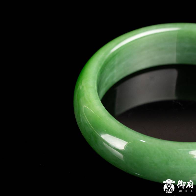 俄羅斯碧玉籽玉手鐲 63.6克 內(nèi)徑58mm 圖片6