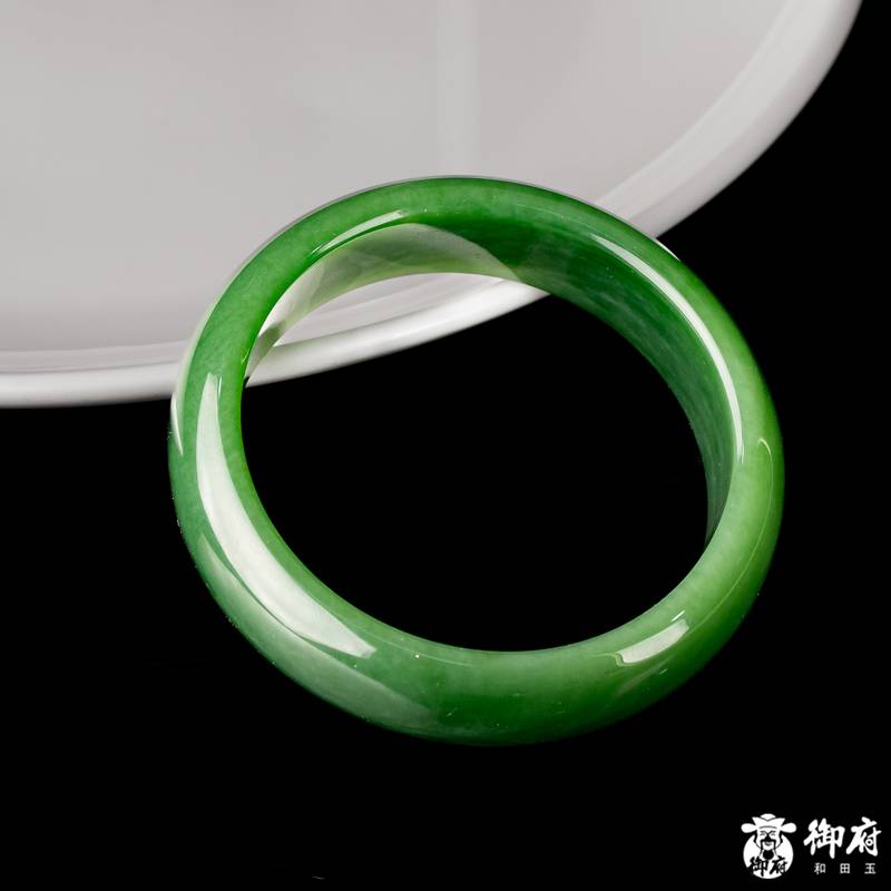 俄羅斯碧玉籽玉手鐲 63.6克 內(nèi)徑58mm 圖片7