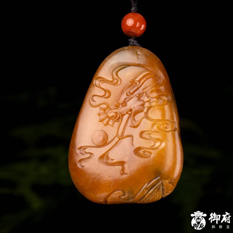 新疆和田玉红皮黄沁籽玉把件 龙腾虎跃 95克