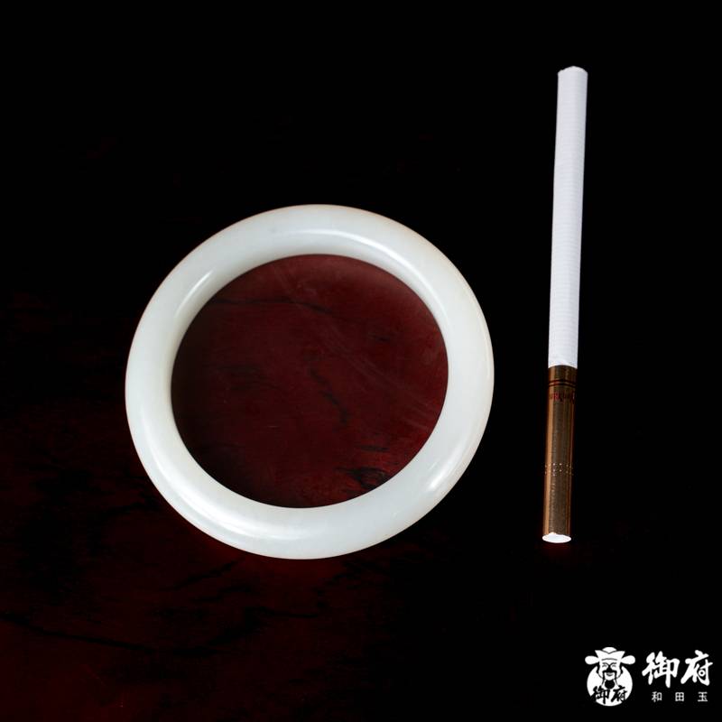 新疆和田玉青花籽玉手镯 50.8克 内径56.5mm 图片8