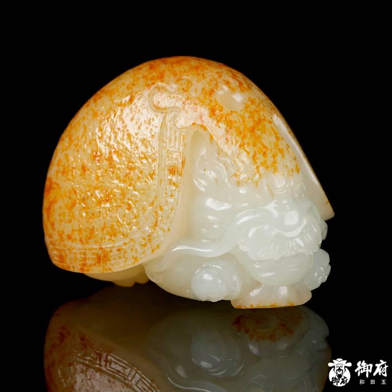 新疆和田玉洒金皮白玉籽玉 把件 龙龟 50.3克
